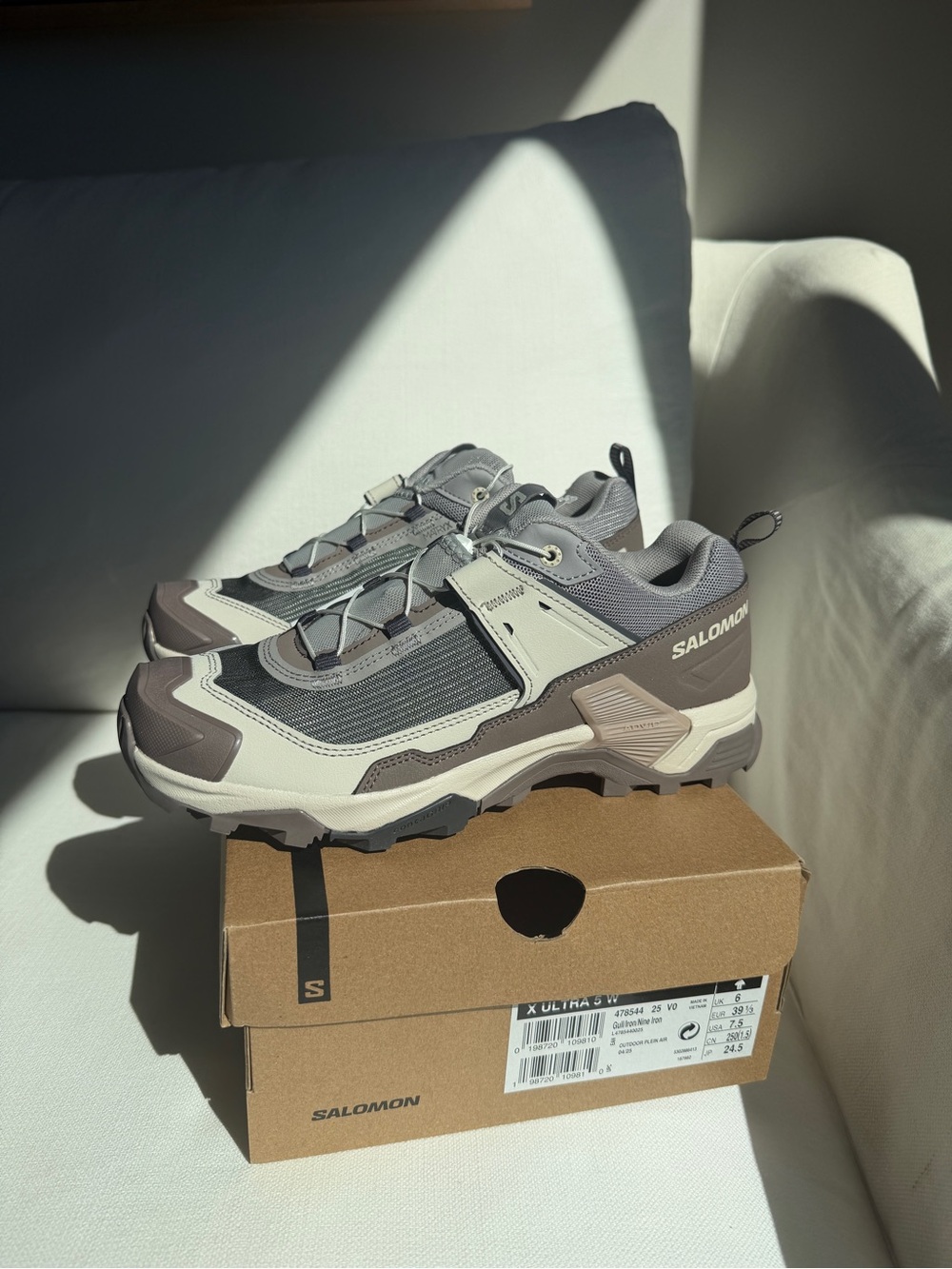 Salomon X Ultra 5 W Hiking Shoes Women’s 7.5 Gray Taupe Quicklace NEW - Picture 8 of 8